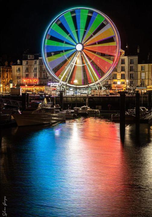 Quai 65 , 3 Pieces Sur Le Port, A 250 M De La Rue Pietonne Et De La Mer 迪耶普 外观 照片